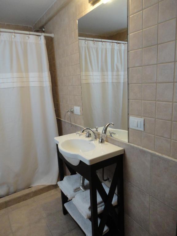 Unquehue Apartamentos Dormis Villa La Angostura Room photo