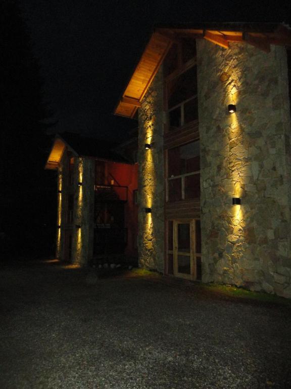 Unquehue Apartamentos Dormis Villa La Angostura Exterior photo